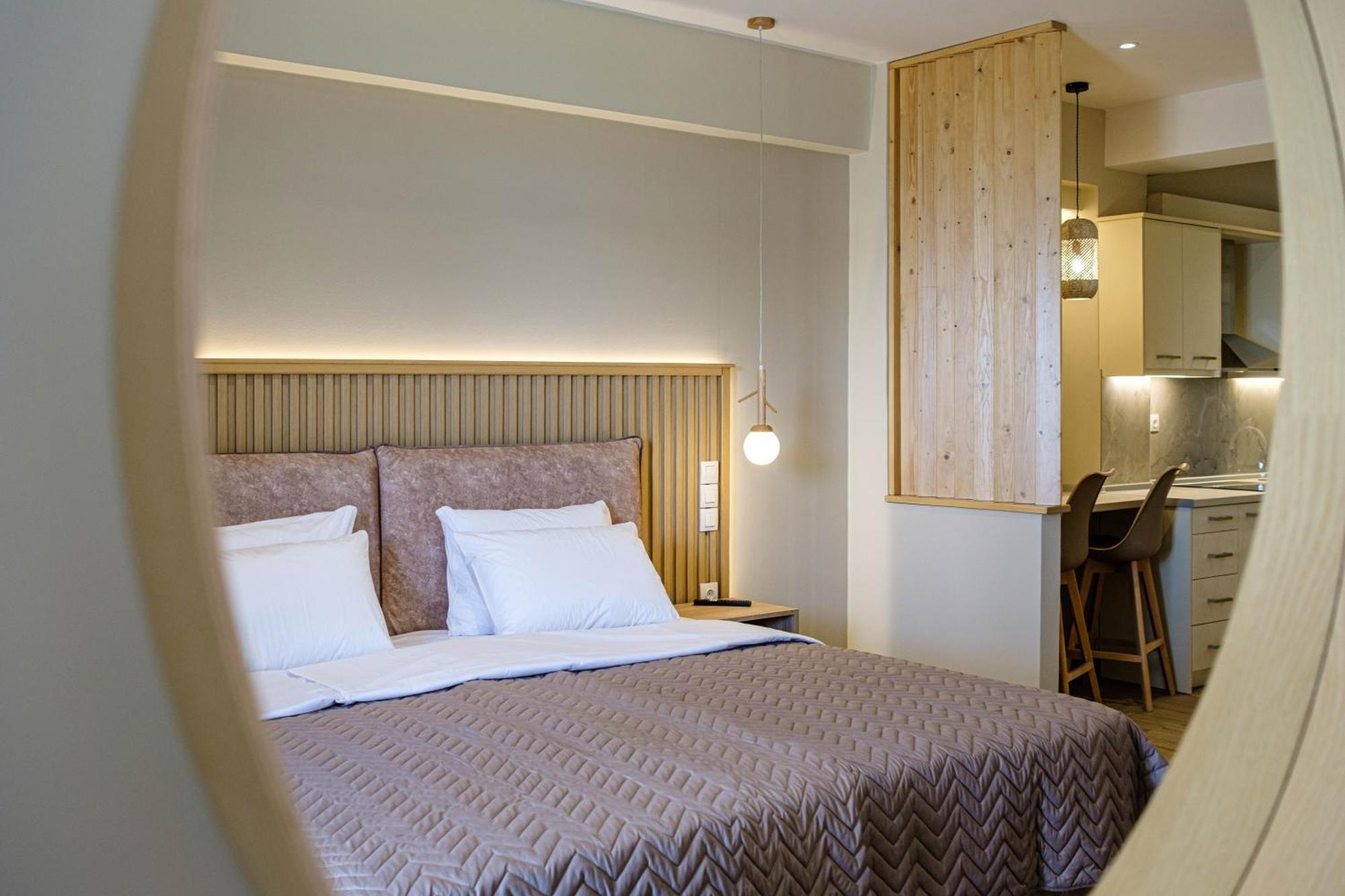 Elias & Vasili House Hotel Agios Georgios Pagon Exterior photo