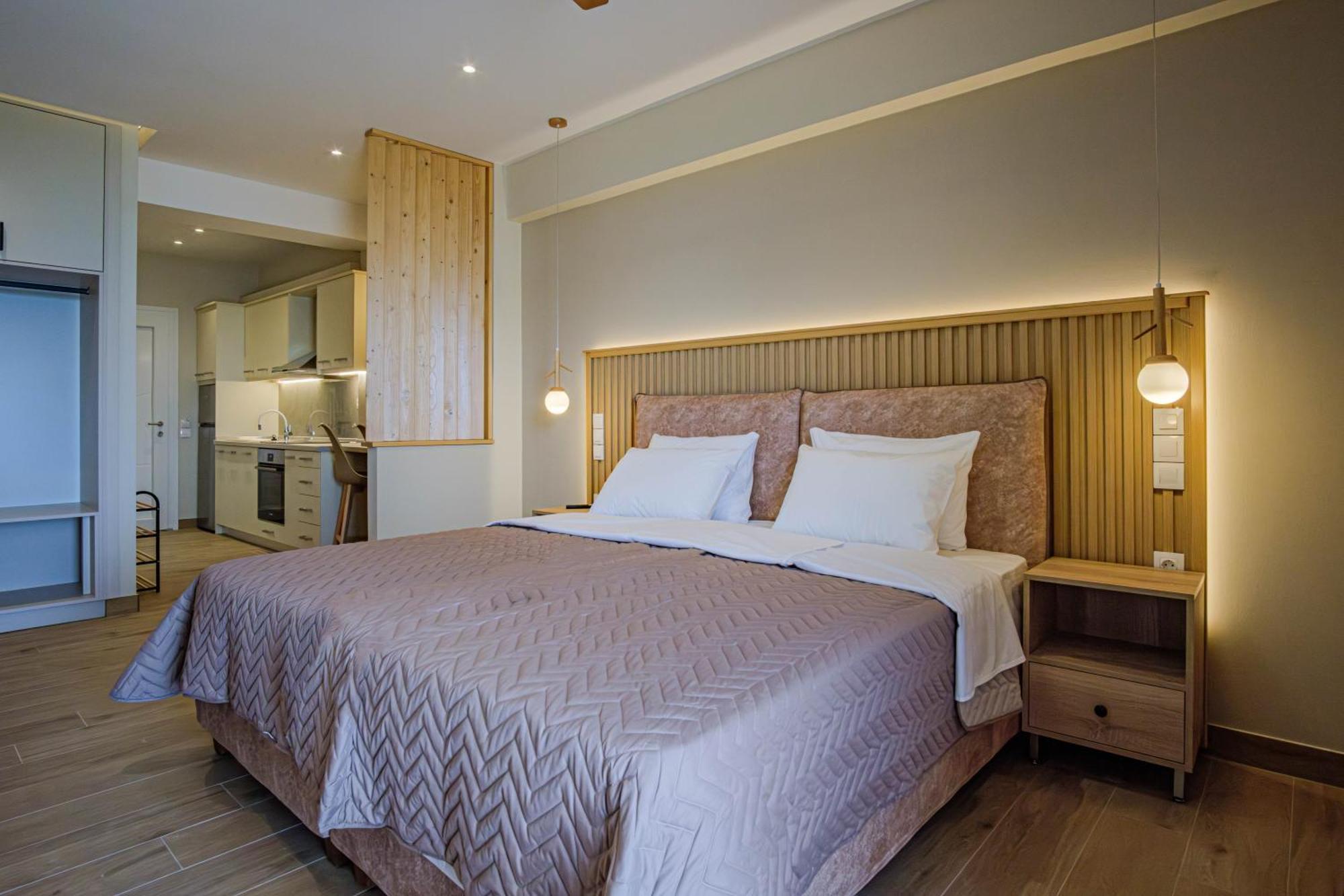 Elias & Vasili House Hotel Agios Georgios Pagon Exterior photo