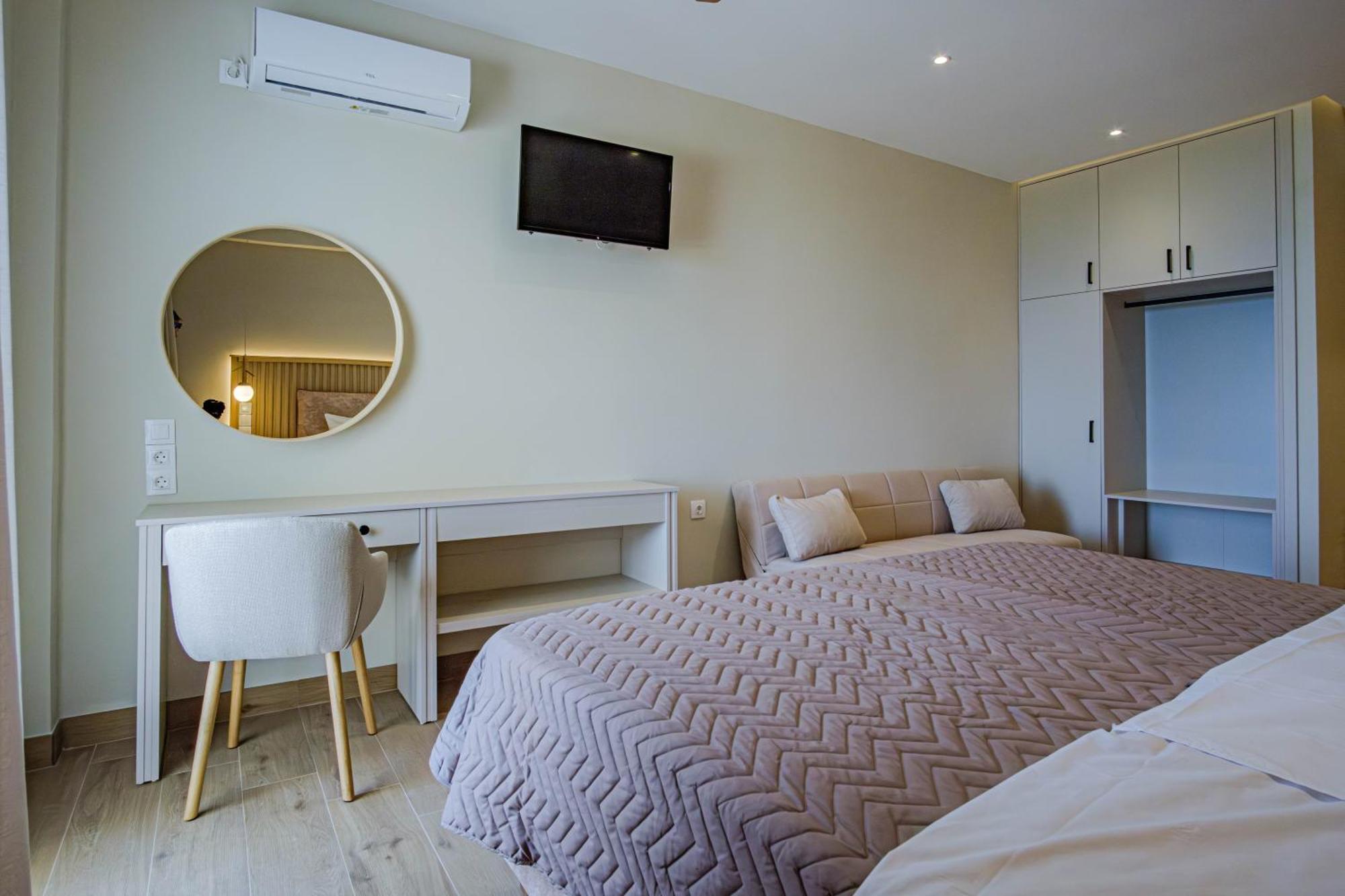 Elias & Vasili House Hotel Agios Georgios Pagon Exterior photo